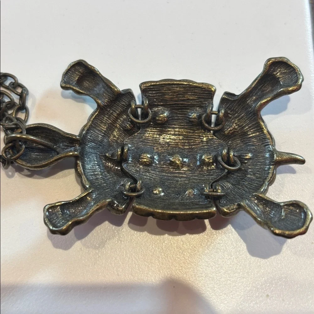 TURTLE NECKLACE EMBELLISHED WITH RHINESTONES LOOKS LIKE BRASS NO MARKINGS